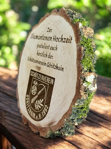 Baumscheibe zur Hochzeit